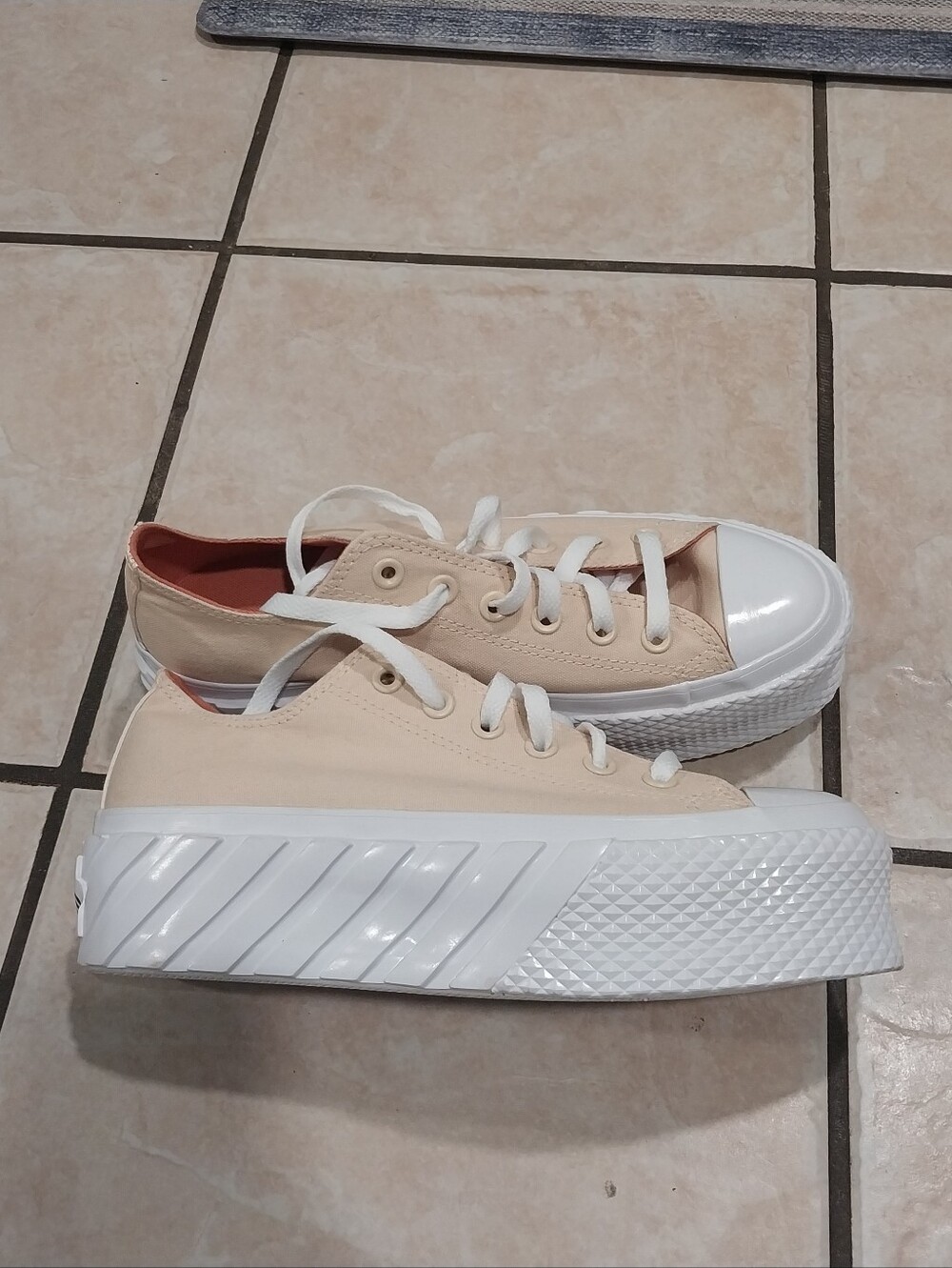 Converse Chuck Taylor All Star Lift 2X Ox